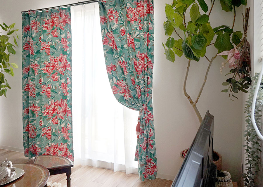 Curtain image