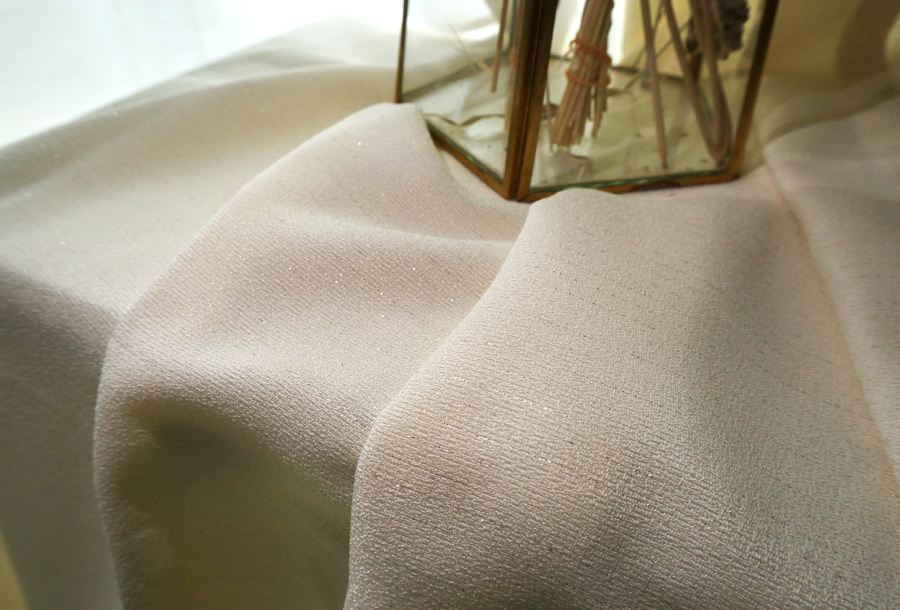 厚地カーテン画像