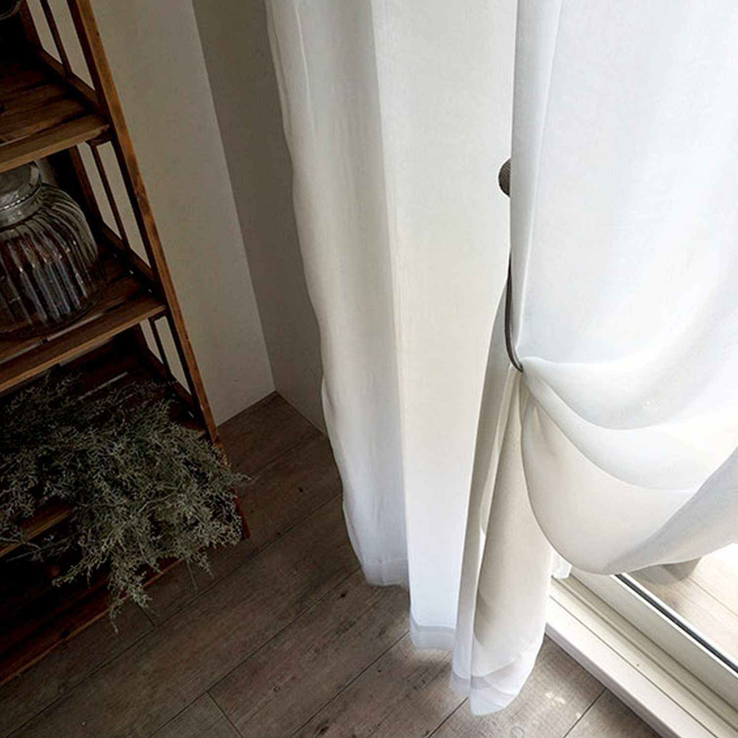 とろけるような触り心地の遮像無地レース＜レース シルキー＞