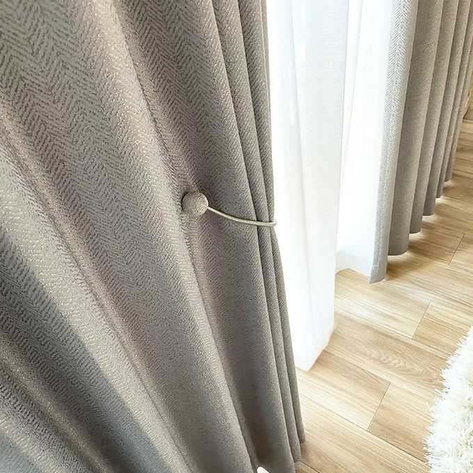 スタイリッシュモダンカーテン