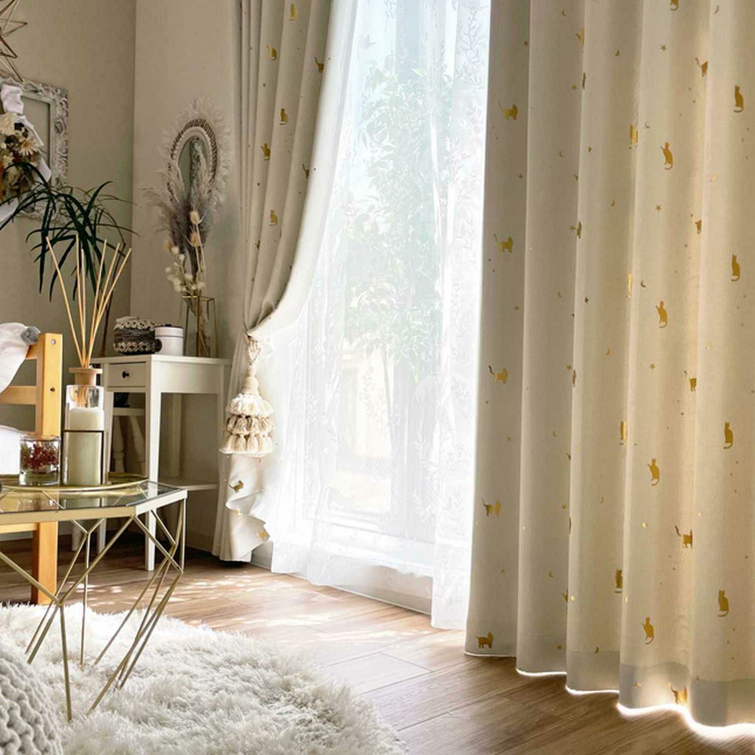 箔プリントの星月と猫ちゃんのデザイン2級遮光＜ムーンニャイト アイボリー＞