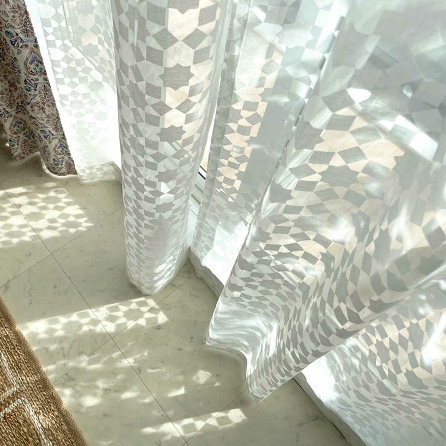 オクタグラムデザインのオパールレース＜レースナジュム ホワイト＞