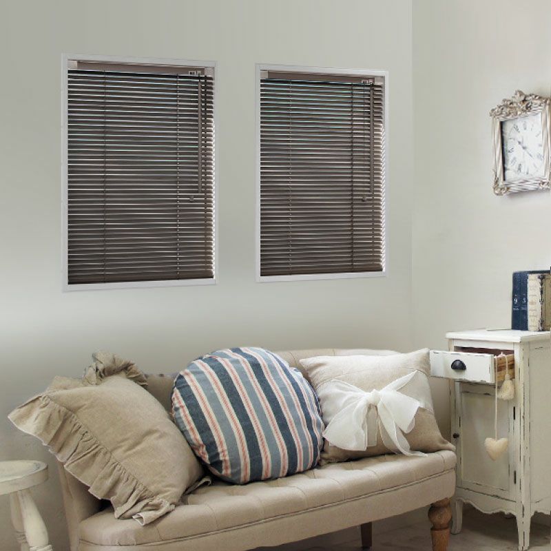 送料込☆日本製でお買い得！6色から選べる突っ張りタイプのウッド