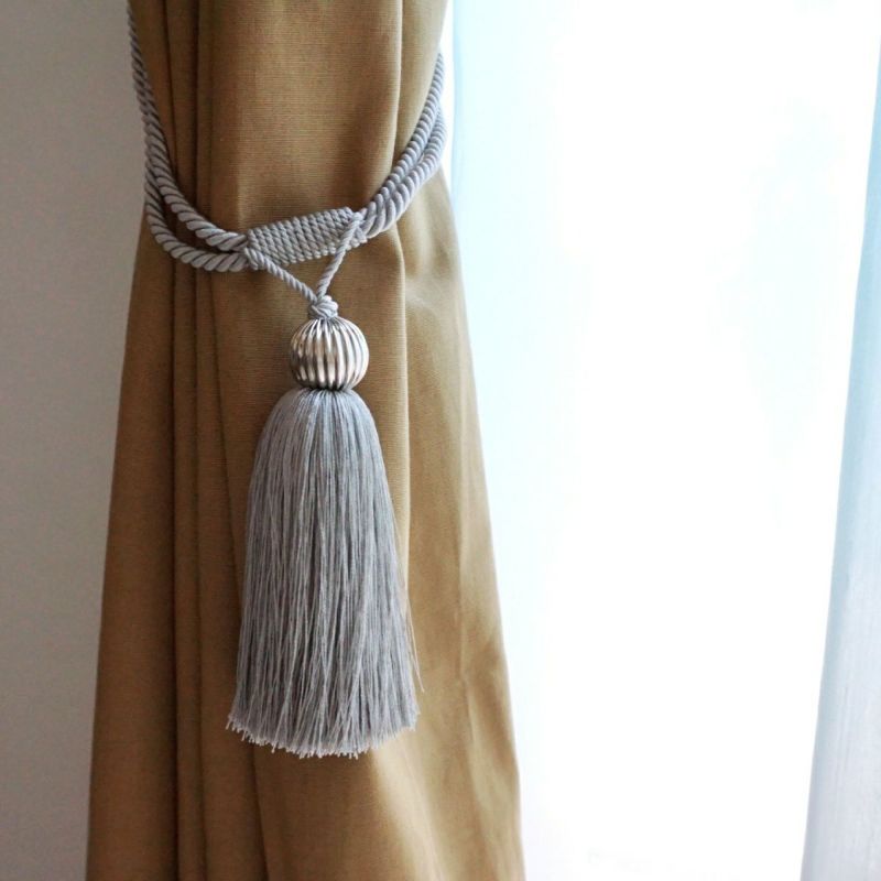 シルバーパーツとつややかな色糸が魅力のカーテンタッセル【ウィラー